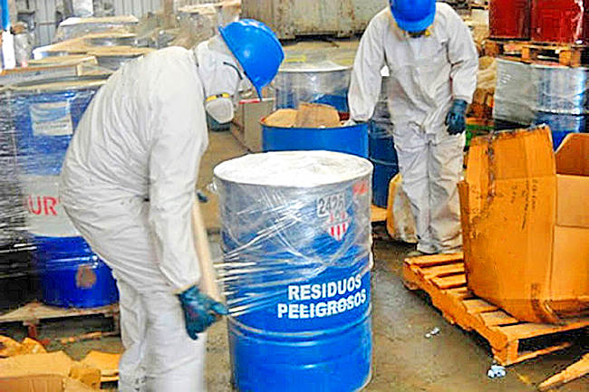 Manipulación residuos Antofagasta